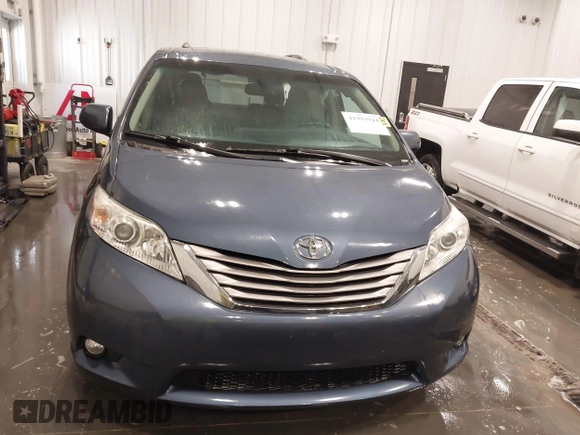 2017 Toyota Sienna XLE Auto Access Seat with VIN 5TDYZ3DC1HS837895, listed as a IAAI auction lot 41993944 with 115,771 mi miles and . Bid and sale history available at DreamBid. Image 13.
