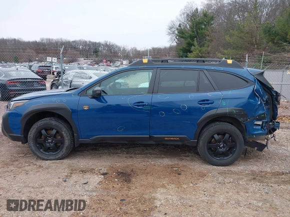 2022 Subaru Outback Wilderness with VIN 4S4BTGUDXN3182443, listed as a IAAI auction lot 41931736 with 33,668 mi miles and . Bid and sale history available at DreamBid. Image 15.