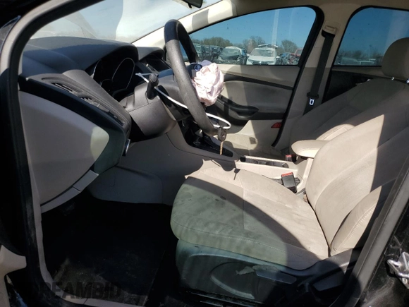 2017 Ford Focus SE with VIN 1FADP3F2XHL257948, listed as a Copart auction lot 50842825 with 110,039 mi miles and Salvage Title. Bid and sale history available at DreamBid. Image 7.