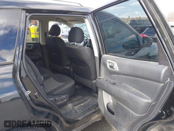 2019 Nissan Pathfinder S z VIN 5N1DR2MM5KC584974, wystawiony jako IAAI lot #41174506 z przebiegiem 76 466 mil mil oraz . Historia ofert i sprzedaży dostępna na DreamBid. Obrazek 8.