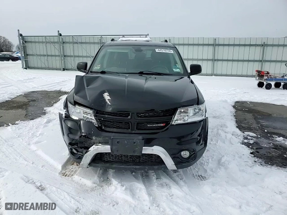 2019 Dodge Journey Crossroad with VIN 3C4PDCGG5KT820491, listed as a Copart auction lot 44510735 with 104,511 mi miles and Salvage Title. Bid and sale history available at carsss.com. Image 11.