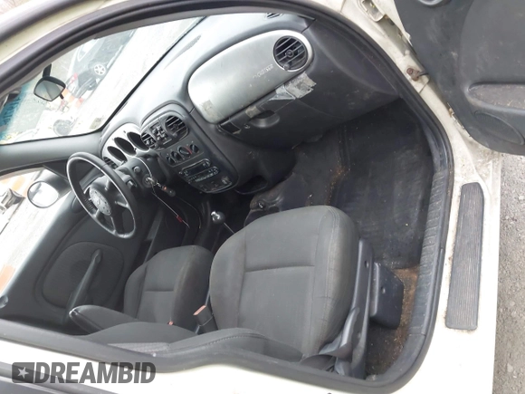 2005 Chrysler PT Cruiser Limited with VIN 3C8FY68B45T625795, listed as a IAAI auction lot 41971647 with 125,412 mi miles. Bid and sale history available at carsss.com. Image 5.