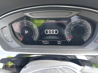 2022 Audi A8 with VIN WAULDAF87NN001657, listed as a IAAI auction lot 41515638 with 22,377 mi miles. Bid and sale history available at carsss.com. Image 7.