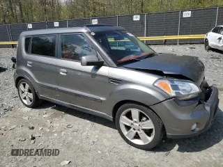 2010 Kia Soul + with VIN KNDJT2A22A7047983, listed as a Copart auction lot 52672895 with 116,082 mi miles and Salvage Title. Bid and sale history available at DreamBid. Image 4.
