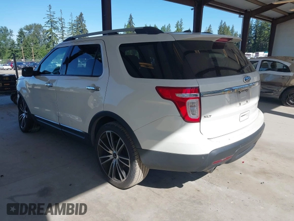 2011 Ford Explorer XLT z VIN 1FMHK7D87BGA28339, wystawiony jako IAAI lot #42355320 z przebiegiem 205 371 mil mil oraz . Historia ofert i sprzedaży dostępna na DreamBid. Obrazek 3.