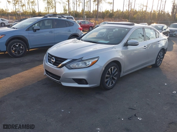 2017 Nissan Altima 2.5 SR with VIN 1N4AL3AP4HC294124, listed as a IAAI auction lot 41539898 with 140,170 mi miles. Bid and sale history available at carsss.com. Image 2.