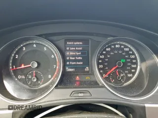2019 Volkswagen Atlas SE z VIN 1V2UR2CA5KC521982, wystawiony jako Copart lot #60024125 z przebiegiem 120 841 mil mil oraz Szkoda całkowita • Salvage title. Historia ofert i sprzedaży dostępna na DreamBid. Obrazek 9.