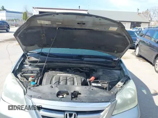 2006 Honda Odyssey EX-L with VIN 5FNRL38656B120539, listed as a IAAI auction lot 42190857 with 242,152 mi miles. Bid and sale history available at carsss.com. Image 10.