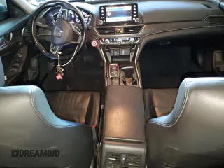 2018 Honda Accord Touring z VIN 1HGCV2F93JA040263, wystawiony jako Copart lot #89186765 z przebiegiem 95 110 mil mil oraz Nie do naprawy • Non repairable. Historia ofert i sprzedaży dostępna na DreamBid. Obrazek 8.