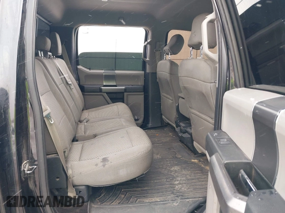 2016 Ford F-150 XLT with VIN 1FTEW1EPXGFA82102, listed as a IAAI auction lot 41560313 with 152,809 mi miles. Bid and sale history available at carsss.com. Image 8.