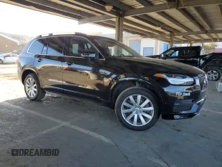 2018 Volvo XC90 Momentum with VIN YV4102CK2J1350140, listed as a Copart auction lot 45556565 with 210,387 mi miles and Salvage Title. Bid and sale history available at carsss.com. Image 4.