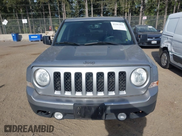 2016 Jeep Patriot Sport with VIN 1C4NJRBBXGD709026, listed as a IAAI auction lot 42207952 with 190,408 mi miles and . Bid and sale history available at DreamBid. Image 12.