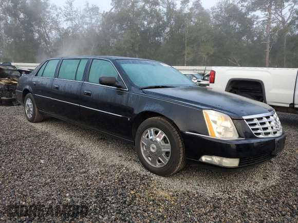 2008 Cadillac DTS Professional Limousine z VIN 1GEEK90Y38U550279, wystawiony jako Copart lot #44219435 z przebiegiem 47 703 mil mil oraz Tytuł czysty. Historia ofert i sprzedaży dostępna na DreamBid. Obrazek 4.