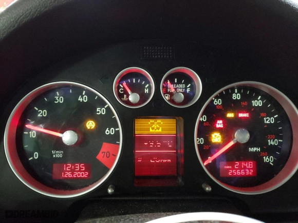 2001 Audi TT with VIN TRUWT28NX11007682, listed as a Copart auction lot 47022625 with 256,632 mi miles and Salvage Title. Bid and sale history available at carsss.com. Image 9.