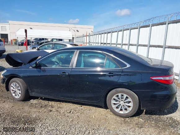 2016 Toyota Camry XLE with VIN 4T1BF1FK2GU196740, listed as a IAAI auction lot 41671781 with 164,850 mi miles. Bid and sale history available at carsss.com. Image 15.