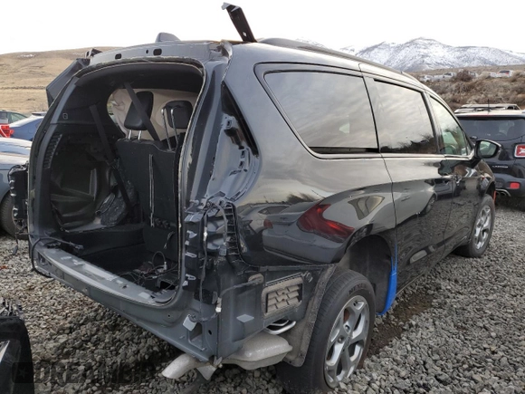 2023 Chrysler Pacifica Limited with VIN 2C4RC3GG4PR570425, listed as a Copart auction lot 86352374 with Not provided miles and Salvage title. Bid and sale history available at DreamBid. Image 3.