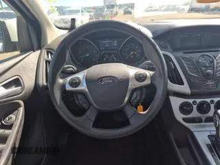 2013 Ford Focus SE with VIN 1FADP3F20DL312319, listed as a IAAI auction lot 42187716 with 86,743 mi miles. Bid and sale history available at carsss.com. Image 24.