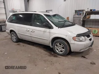 2002 Dodge Caravan Sport with VIN 2B4GP443X2R536935, listed as a IAAI auction lot 41433899 with 153,893 mi miles. Bid and sale history available at carsss.com. Image 1.