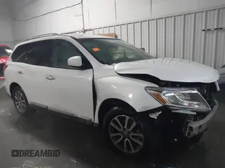 2014 Nissan Pathfinder Platinum with VIN 5N1AR2MM4EC603120, listed as a IAAI auction lot 41295992 with 130,117 mi miles and . Bid and sale history available at DreamBid. Image 14.