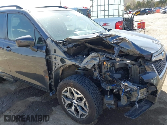 2019 Subaru Forester Premium with VIN JF2SKAEC8KH578574, listed as a IAAI auction lot 41806639 with 55,987 mi miles. Bid and sale history available at carsss.com. Image 6.