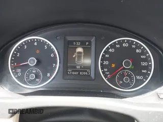 2011 Volkswagen Tiguan SEL с VIN WVGBV7AX4BW506165, выставлен на аукционе IAAI как лот 42256905 с пробегом 171 047 миль миль и . История ставок и продаж доступна на DreamBid. Изображение 7.