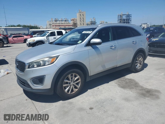 2017 Kia Sorento LX with VIN 5XYPG4A34HG295233, listed as a Copart auction lot 52551425 with 183,229 mi miles and Salvage Title. Bid and sale history available at carsss.com. Image 1.