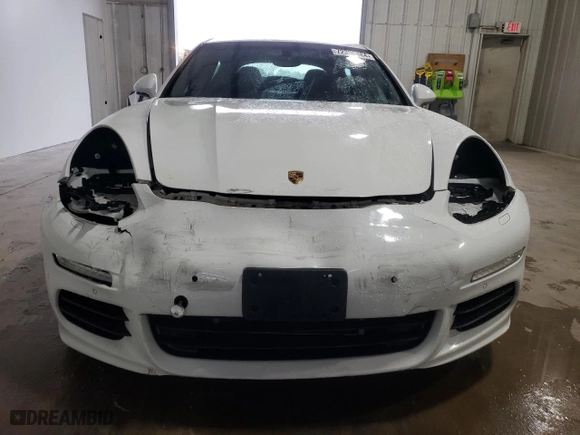 2014 Porsche Panamera S E-Hybrid with VIN WP0AD2A76EL044901, listed as a Copart auction lot 72330484 with 109,891 mi miles and Salvage Title. Bid and sale history available at carsss.com. Image 5.