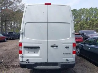 2017 Nissan NV Cargo SV z VIN 1N6AF0LY5HN804102, wystawiony jako IAAI lot #41942049 z przebiegiem 116 323 mil mil oraz . Historia ofert i sprzedaży dostępna na DreamBid. Obrazek 16.