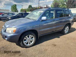 2006 Toyota Highlander with VIN JTEEW21A560020188, listed as a Copart auction lot 66168215 with 272,688 mi miles and Salvage title. Bid and sale history available at DreamBid. Image 1.