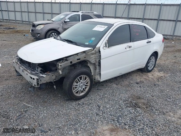 2009 Ford Focus SE with VIN 1FAHP35NX9W141890, listed as a IAAI auction lot 41709648 with 174,372 mi miles. Bid and sale history available at carsss.com. Image 2.