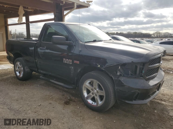 2015 Ram 1500 Tradesman z VIN 3C6JR7AT9FG581134, wystawiony jako Copart lot #49156425 z przebiegiem 182 504 mil mil oraz Szkoda całkowita • Salvage title. Historia ofert i sprzedaży dostępna na DreamBid. Obrazek 4.