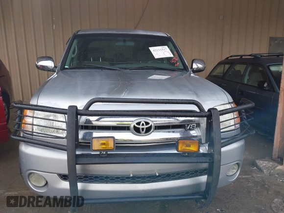 2004 Toyota Tundra SR5 with VIN 5TBDT441X4S465903, listed as a IAAI auction lot 42111517 with 283,929 mi miles and . Bid and sale history available at DreamBid. Image 12.