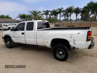 2005 Chevrolet Silverado 3500 LS with VIN 1GCJC39U35E255626, listed as a Copart auction lot 75616634 with 237,829 mi miles and Salvage Title. Bid and sale history available at carsss.com. Image 2.