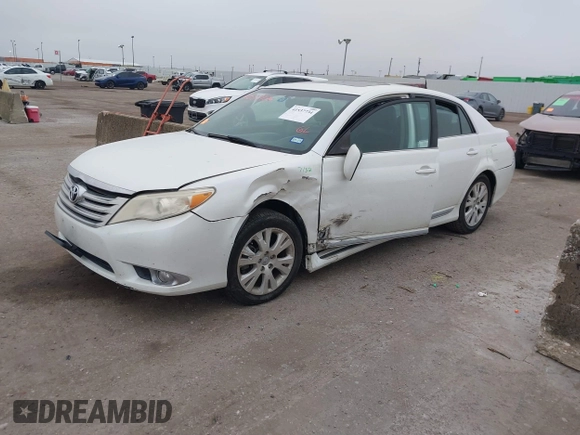 2012 Toyota Avalon z VIN 4T1BK3DB5CU453278, wystawiony jako IAAI lot #41537734 z przebiegiem 183 492 mil mil oraz . Historia ofert i sprzedaży dostępna na DreamBid. Obrazek 14.