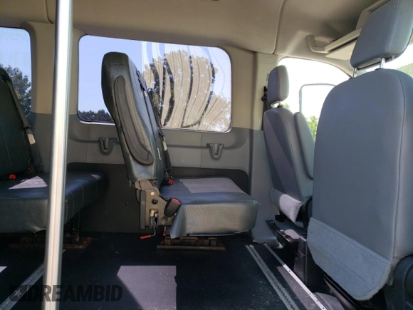 2015 Ford Transit XL с VIN 1FDZX2CM0FKA27687, выставлен на аукционе Copart как лот 62647305 с пробегом 71 613 миль миль и Чистый • Clean title. История ставок и продаж доступна на DreamBid. Изображение 11.