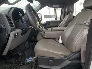 2019 Ford F-550 XL with VIN 1FDUF5GT2KDA27270, listed as a Copart auction lot 72002734 with 77,844 mi miles and Non Repairable. Bid and sale history available at carsss.com. Image 7.
