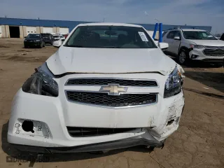 2013 Chevrolet Malibu LT with VIN 1G11C5SA4DF356395, listed as a Copart auction lot 49105615 with 193,284 mi miles and Clean Title. Bid and sale history available at carsss.com. Image 5.