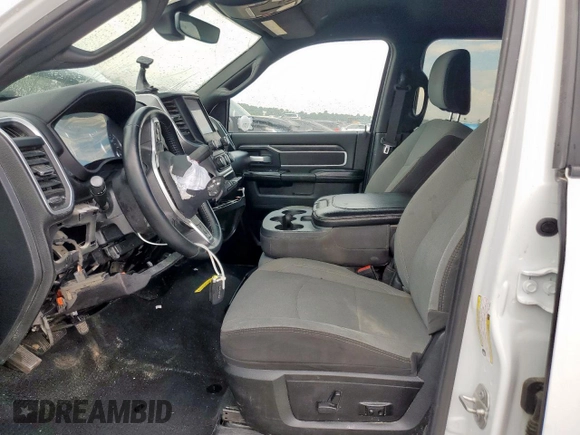 2024 Ram 2500 Big Horn с VIN 3C6UR5DL2RG105664, выставлен на аукционе Copart как лот 66525455 с пробегом 53 811 миль миль и Списание • Salvage title. История ставок и продаж доступна на DreamBid. Изображение 7.