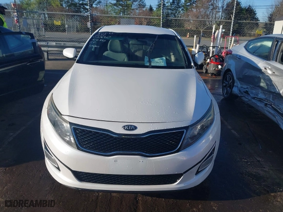 2015 Kia Optima LX with VIN 5XXGM4A72FG376907, listed as a IAAI auction lot 41823625 with 156,281 mi miles. Bid and sale history available at carsss.com. Image 12.