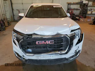 2022 GMC Terrain SLE z VIN 3GKALMEV8NL299954, wystawiony jako Copart lot #49886335 z przebiegiem 25 992 mil mil oraz Szkoda całkowita • Salvage title. Historia ofert i sprzedaży dostępna na DreamBid. Obrazek 5.