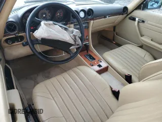 1989 Mercedes-Benz 560 SL with VIN WDBBA48D0KA099001, listed as a Copart auction lot 82129274 with 95,805 mi miles and Clean Title. Bid and sale history available at DreamBid. Image 8.