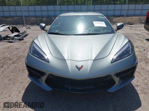 2024 Chevrolet Corvette 2LT z VIN 1G1YB2D43R5105307, wystawiony jako IAAI lot #42060470 z przebiegiem 9 400 mil mil oraz . Historia ofert i sprzedaży dostępna na DreamBid. Obrazek 13.