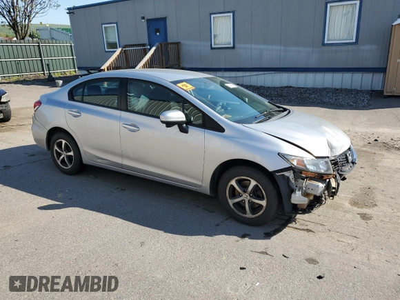 2015 Honda Civic SE z VIN 19XFB2F77FE246287, wystawiony jako Copart lot #56476495 z przebiegiem 218 009 mil mil oraz Szkoda całkowita • Salvage title. Historia ofert i sprzedaży dostępna na DreamBid. Obrazek 4.