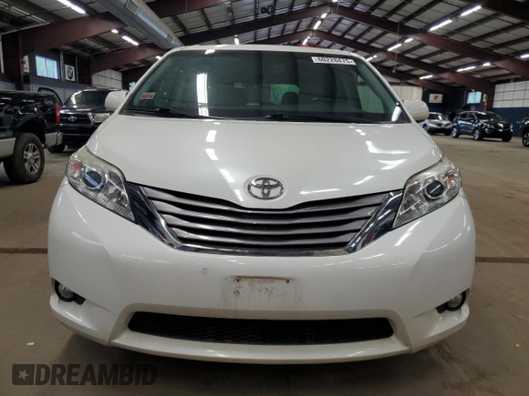2016 Toyota Sienna Limited z VIN 5TDDK3DC1GS129633, wystawiony jako Copart lot #60228475 z przebiegiem 168 780 mil mil oraz Czysty tytuł • Clean title. Historia ofert i sprzedaży dostępna na DreamBid. Obrazek 5.
