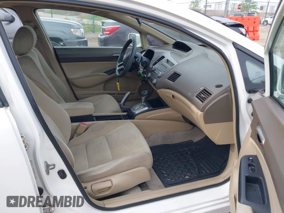 2008 Honda Civic LX with VIN 1HGFA16548L009585, listed as a IAAI auction lot 42134777 with Not Provided miles and . Bid and sale history available at DreamBid. Image 5.