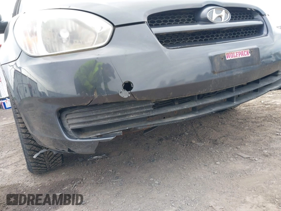 2008 Hyundai Accent GS with VIN KMHCM36C18U091400, listed as a IAAI auction lot 41942989 with 179,072 mi miles. Bid and sale history available at carsss.com. Image 6.