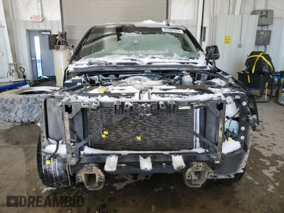 2017 Cadillac Escalade ESV Luxury z VIN 1GYS4HKJ5HR377460, wystawiony jako Copart lot #41507575 z przebiegiem 135 228 mil mil oraz Szkoda całkowita • Salvage title. Historia ofert i sprzedaży dostępna na DreamBid. Obrazek 5.