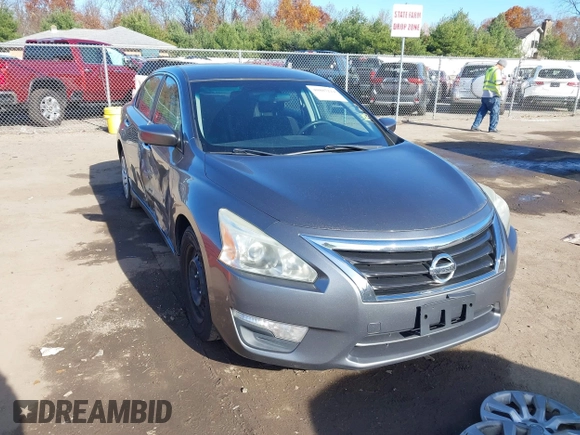 2014 Nissan Altima SL with VIN 1N4AL3APXEN375273, listed as a IAAI auction lot 40807224 with 180,525 mi miles and . Bid and sale history available at DreamBid. Image 1.