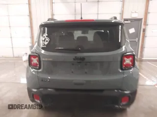 2018 Jeep Renegade Sport with VIN ZACCJBAB7JPH26262, listed as a IAAI auction lot 41594450 with 83,822 mi miles. Bid and sale history available at carsss.com. Image 16.
