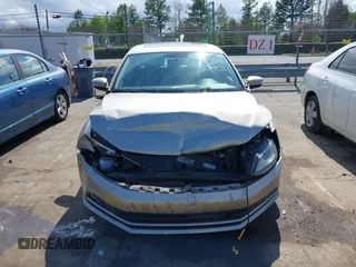 2015 Volkswagen Jetta Sedan 1.8T SE w/Connectivity with VIN 3VWD07AJ6FM229576, listed as a IAAI auction lot 41879446 with 89,792 mi miles. Bid and sale history available at carsss.com. Image 11.